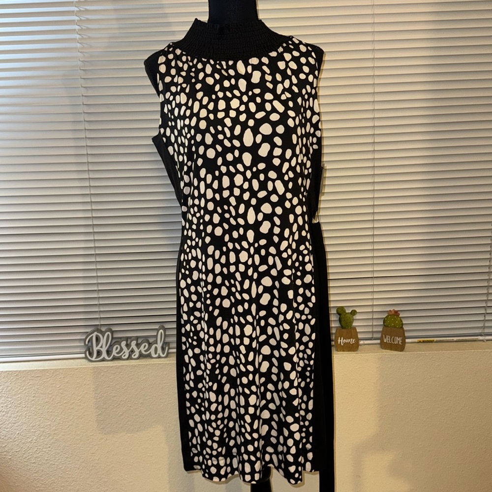 Essentials by Milano,size Med black and white polkadotted dress sleeveless, NWT.